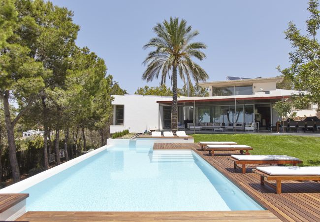 Villa/Dettached house in Sant Antoni de Portmany / San Antonio - VILLA SOL POST - A