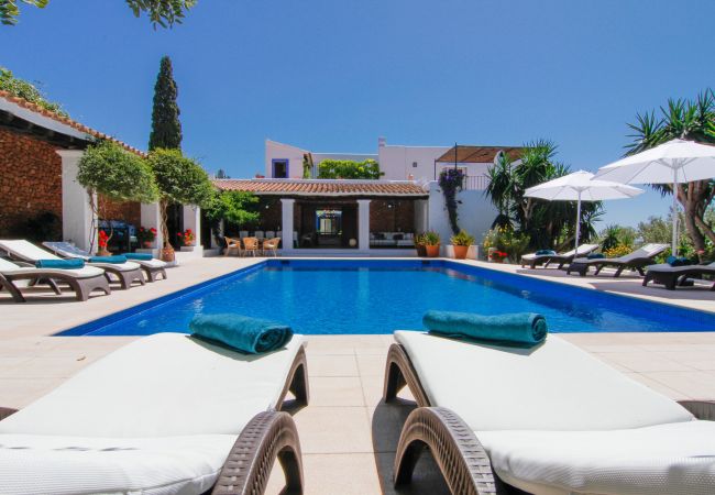 Villa/Dettached house in Ibiza - VILLA VALLS - 11 PAX - A