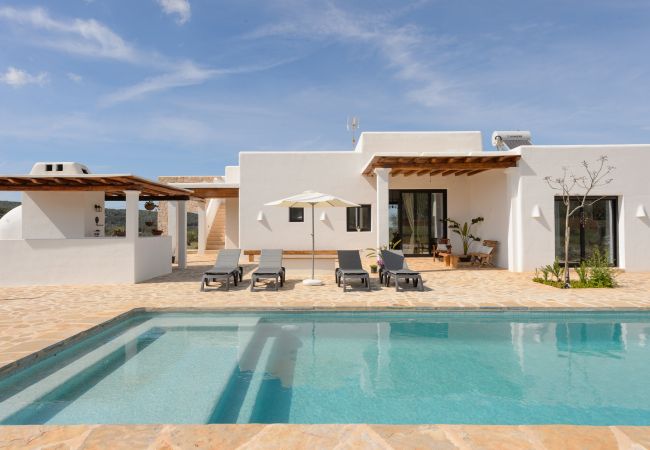 Villa/Dettached house in San Miguel/ Sant Miquel de Balansat - VILLA MARIETA, CANA